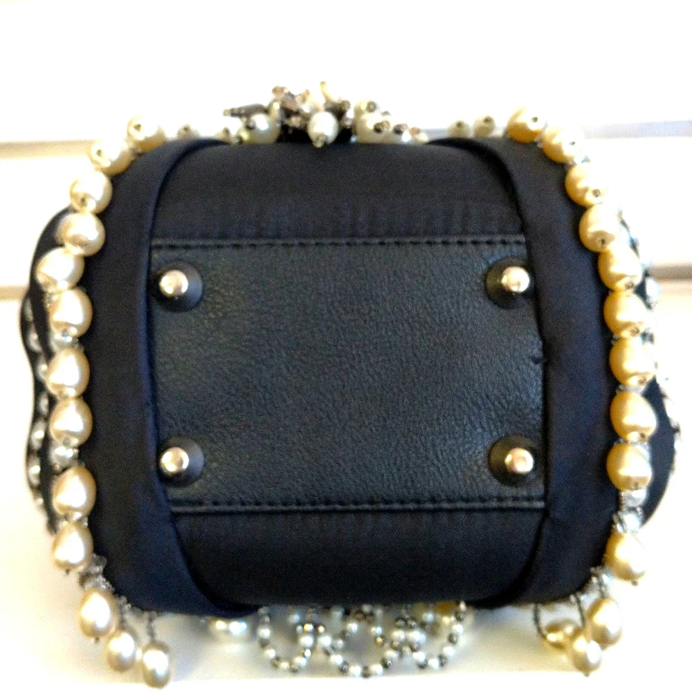 Mary Frances Handbag - Picture 4 of 10